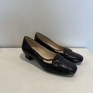 Naturalizer Black Square-Toe Leather Heels Size 7.5 W